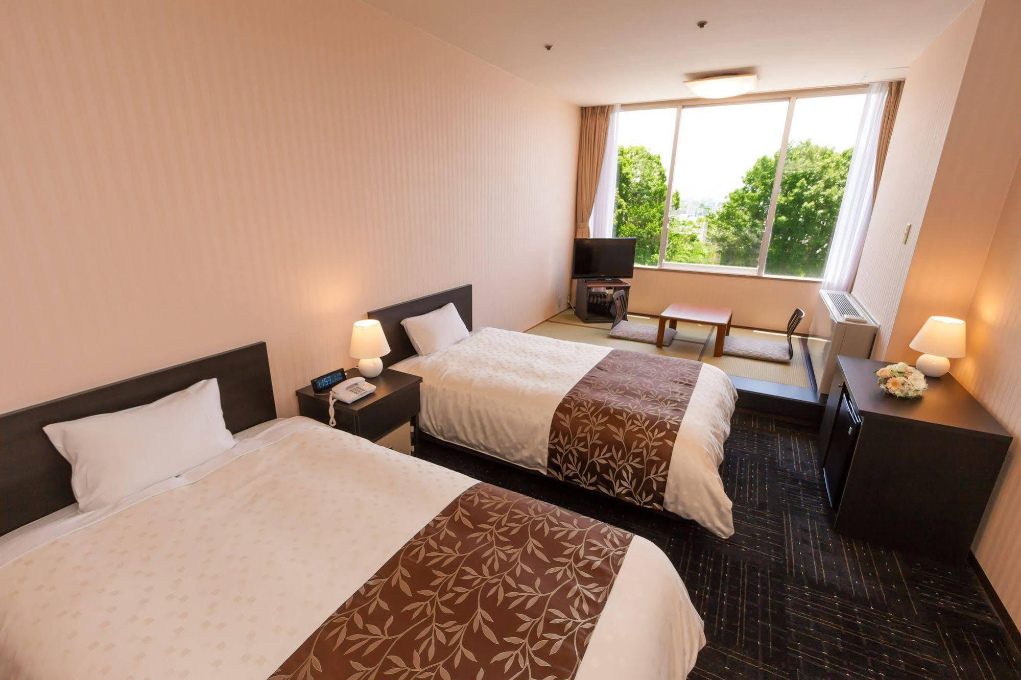 Dogo Hotel Mielparque Matsuyama Matsuyama  Exteriör bild