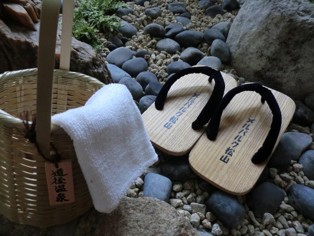 Dogo Hotel Mielparque Matsuyama Matsuyama  Exteriör bild