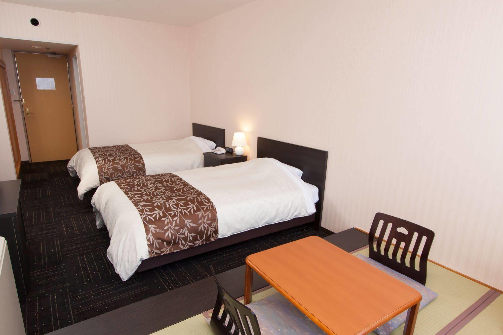Dogo Hotel Mielparque Matsuyama Matsuyama  Exteriör bild